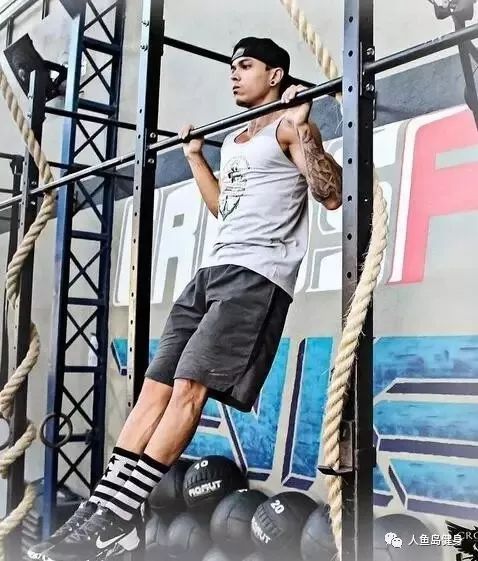 健身手套護(hù)腕什么牌子好_健身護(hù)腕手套_手套健身護(hù)腕圖片