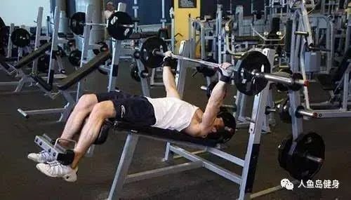 健身護(hù)腕手套_手套健身護(hù)腕圖片_健身手套護(hù)腕什么牌子好