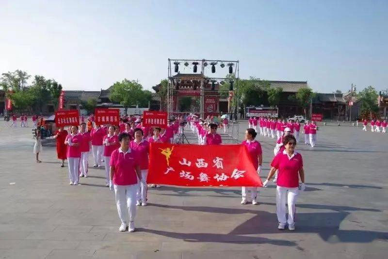 康姿百德第六套廣場舞_健身操康姿百德第三套_康姿百德健身操三套