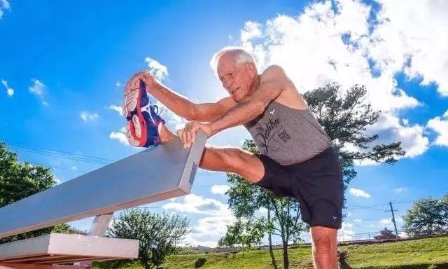 kaiyun官方網(wǎng)app下載app 4個(gè)拉伸主要原則 轉(zhuǎn)給你關(guān)心的跑步者