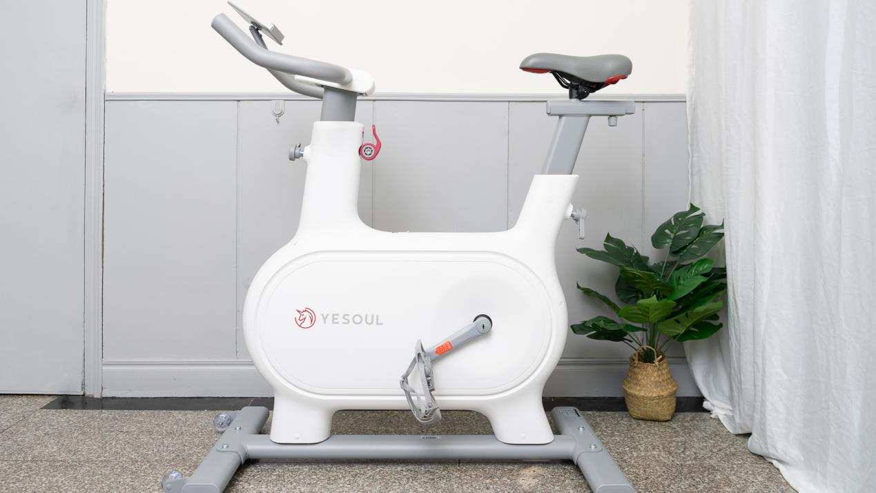 健身手套緊一點好還是松一點好_新手健身手套_手套新手健身怎么用