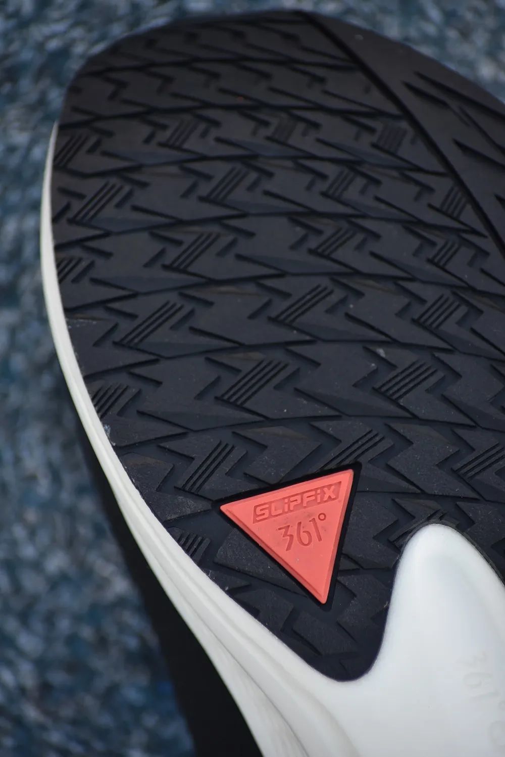 健身手套怎么選_健身手套什么材質(zhì)好_健身手套買(mǎi)大點(diǎn)好還是小點(diǎn)好