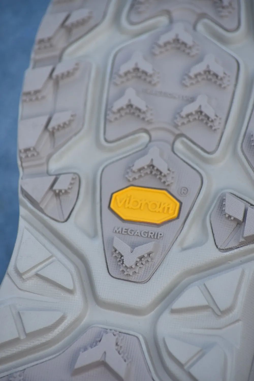 健身手套買(mǎi)大點(diǎn)好還是小點(diǎn)好_健身手套什么材質(zhì)好_健身手套怎么選