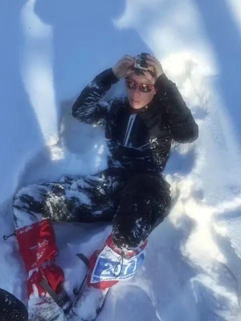 健身手套什么材質(zhì)好_健身手套買(mǎi)大點(diǎn)好還是小點(diǎn)好_健身手套怎么選