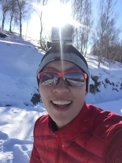 健身手套什么材質(zhì)好_健身手套買(mǎi)大點(diǎn)好還是小點(diǎn)好_健身手套怎么選