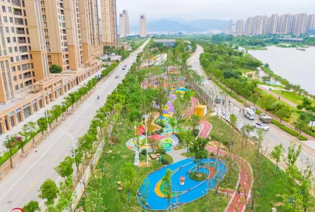 爬行器健身好處有哪些_爬行器材鍛煉_爬行器健身好嗎