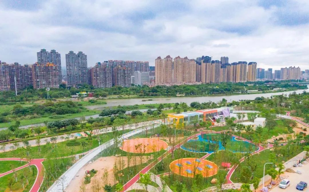 爬行器健身好處有哪些_爬行器健身好嗎_爬行器材鍛煉