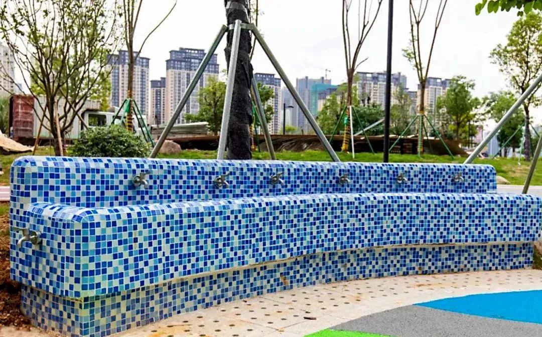 爬行器健身好嗎_爬行器材鍛煉_爬行器健身好處有哪些