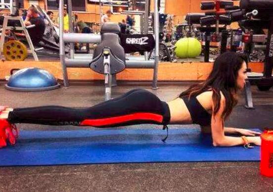 pg娛樂電子游戲 平板支撐的好處和壞處