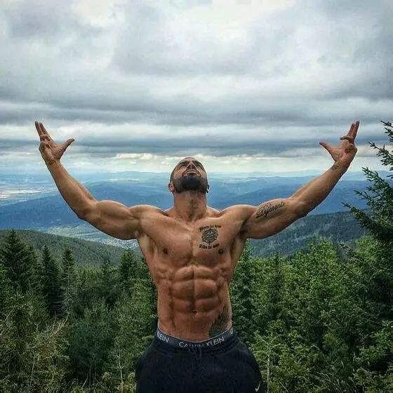 健身法則_適合自然健美的訓(xùn)練法則_健美訓(xùn)練的核心法則是什么