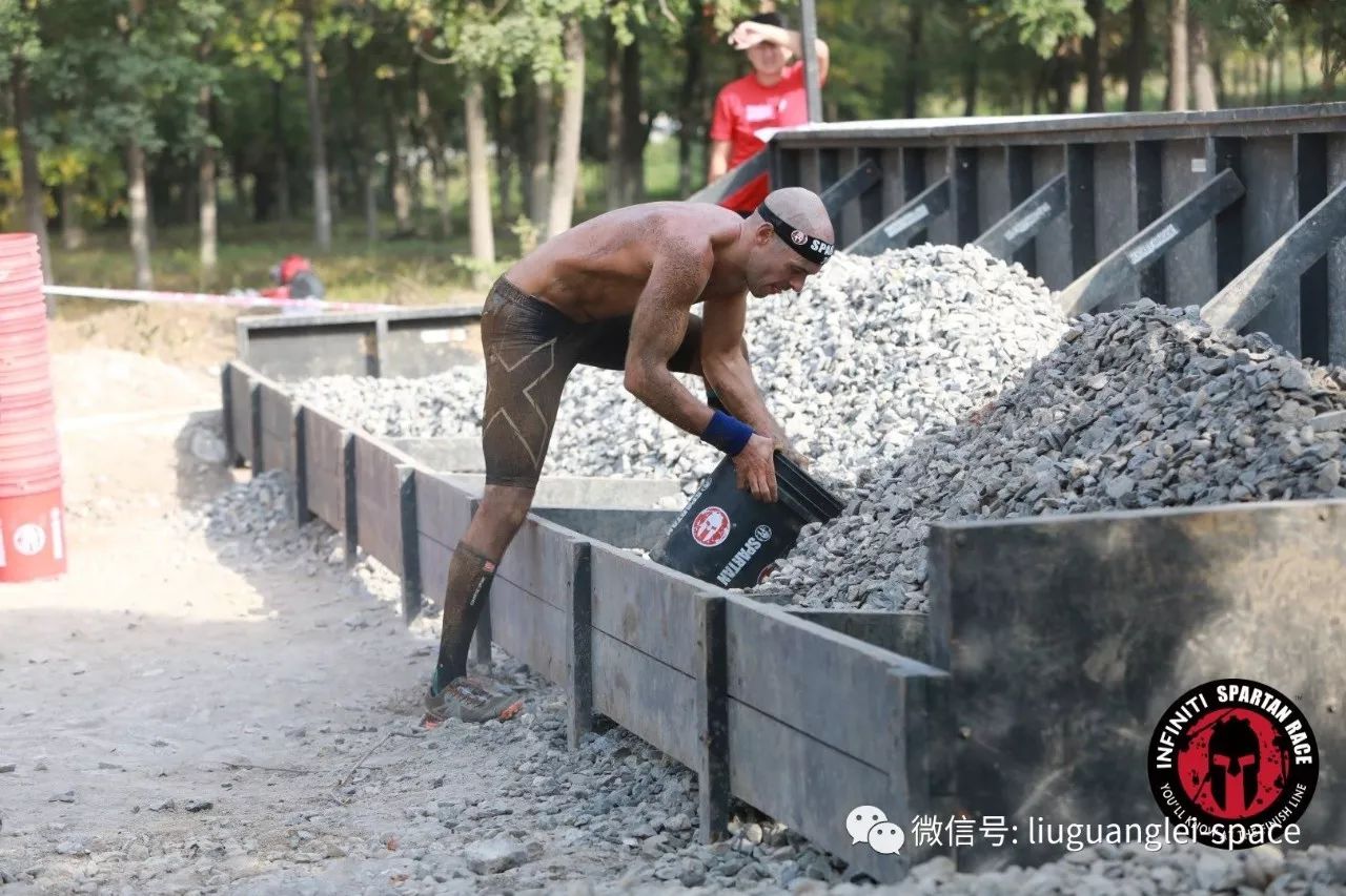 健身手套大點(diǎn)好還是小點(diǎn)好_手套尺寸健身可以用嗎_健身手套 尺寸