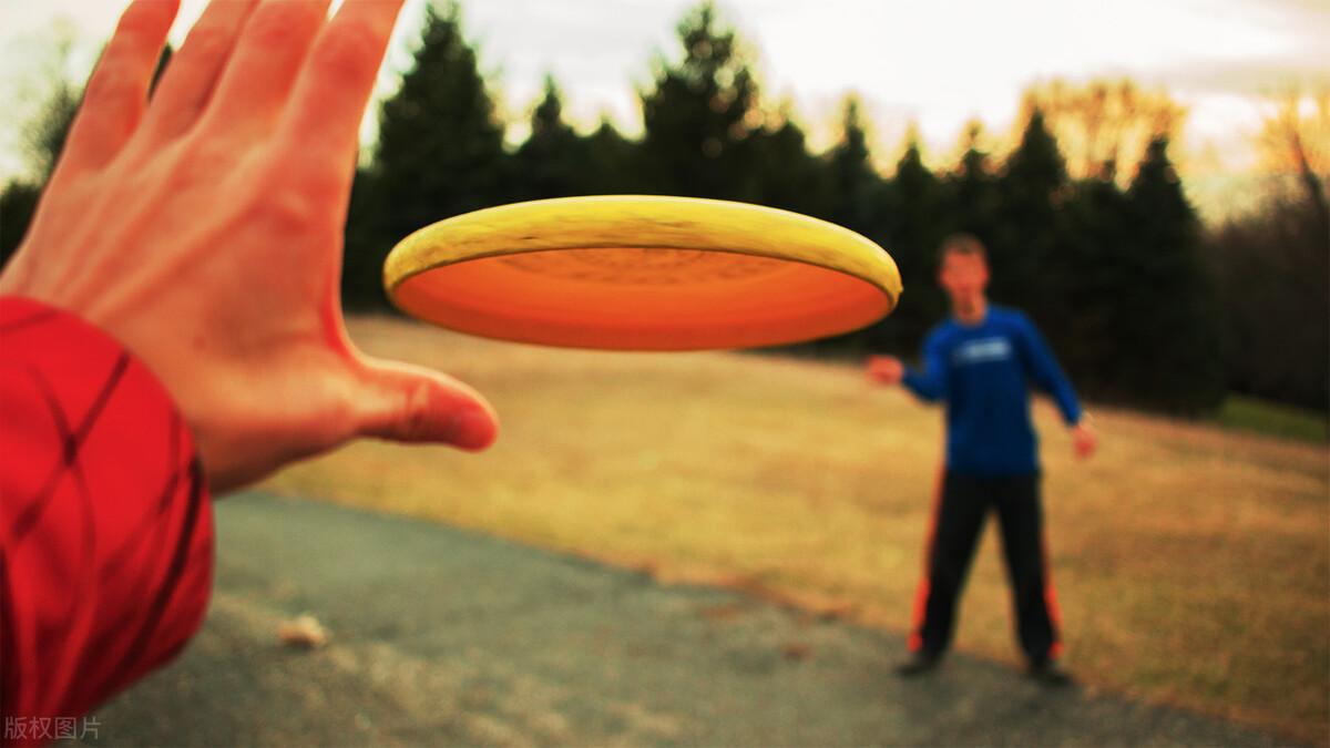 帶健身手套能減少手掌起繭嗎_健身戴手套會(huì)影響效果嗎_健身手套怎么戴