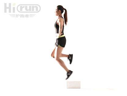 跑步后擺腿教學(xué)_跑步擺腿動(dòng)作要領(lǐng)_跑步的擺腿訓(xùn)練