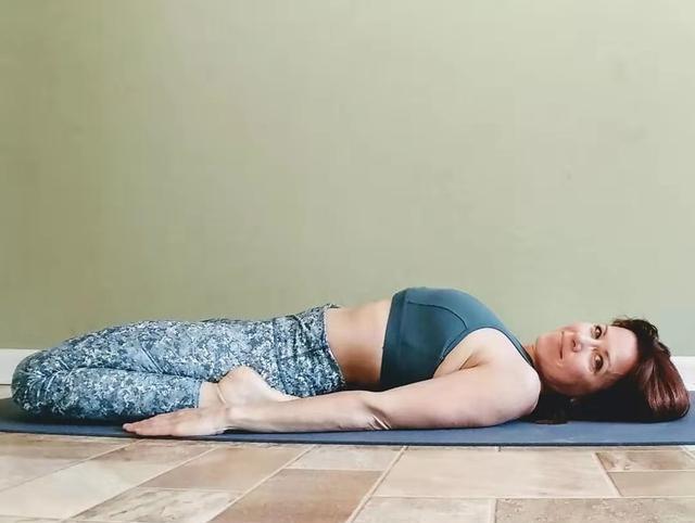 pg電子賞金試玩app 感覺很累？試試恢復(fù)性瑜伽，在家也可以練習(xí)，超簡單！