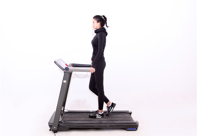 睿智X5跑步機_跑步機評測_wnq跑步機5000j 東方