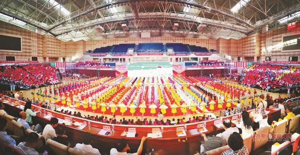 快樂佳木斯健身舞_佳木斯快樂健身舞曲_佳木斯快樂健身舞步