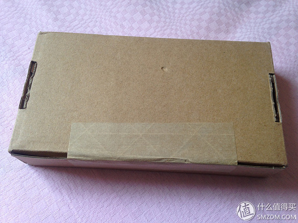 pg電子娛樂平臺 可以實時監(jiān)測心率了——小米手環(huán)光感版 開箱