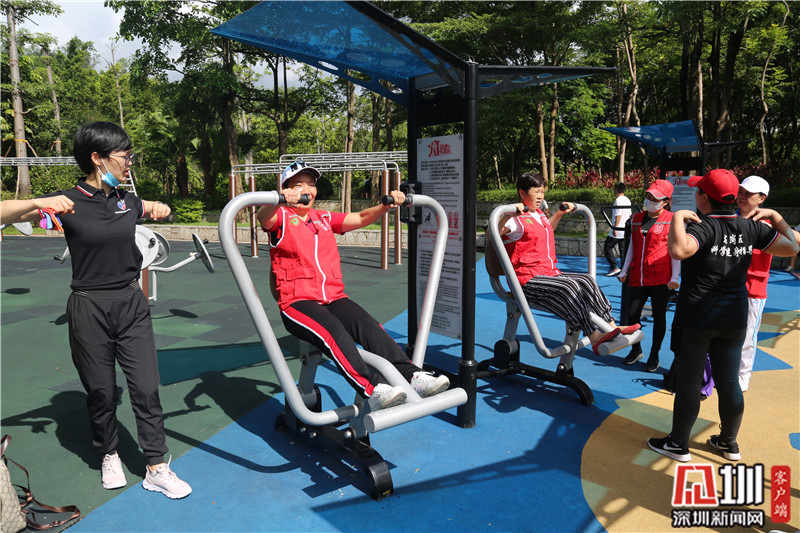 健身路徑文明使用義工_龍崗區(qū)健身路徑科學(xué)使用_深圳龍?zhí)豆珗@有哪些運(yùn)動(dòng)器材