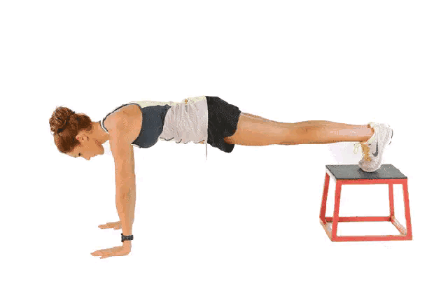 啞鈴彈力帶訓(xùn)練方法_沒有健身器怎么練胸肌_居家健身器材推薦