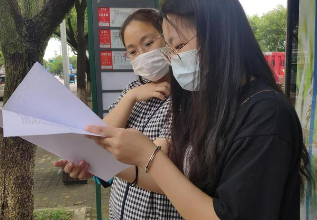 大學(xué)生假期兼職做什么比較好?上學(xué)期間可以兼職的工作