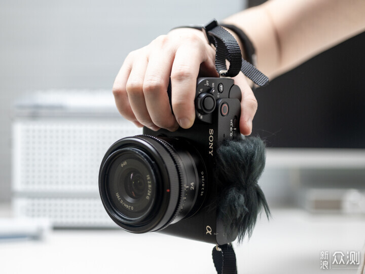 索尼ZV-E1相機體驗，選卡、選鏡頭一文看全_新浪眾測
