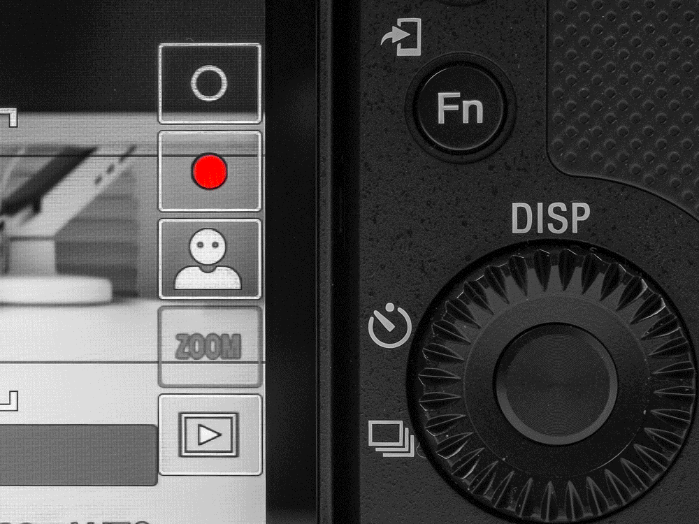 索尼ZV-E1相機體驗，選卡、選鏡頭一文看全_新浪眾測