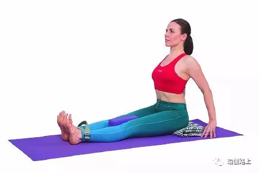 瑜伽腿型矯正_改善x型腿的瑜伽_瑜伽改善腿型動作