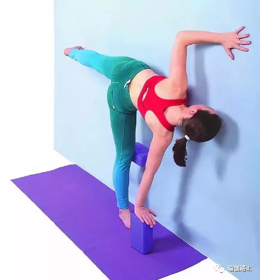 瑜伽改善腿型動作_改善x型腿的瑜伽_瑜伽腿型矯正