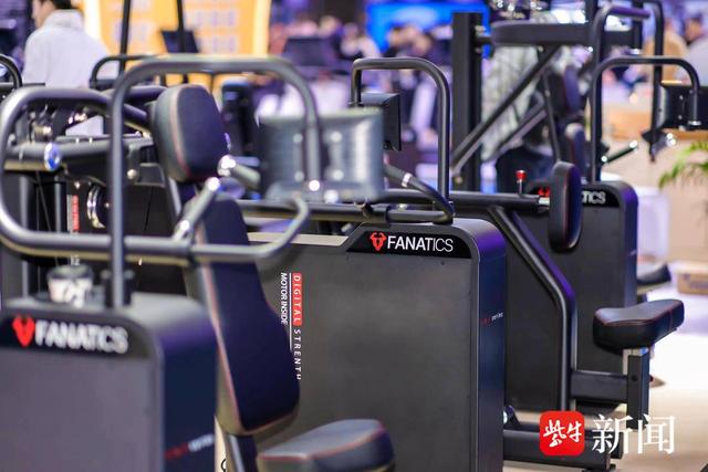 揚(yáng)州健身器材出口_大型全身綜合訓(xùn)練器_三飛體育綜合訓(xùn)練器