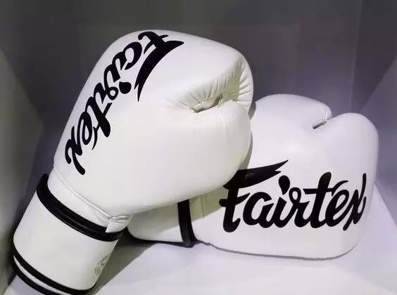 拳擊手套品牌推薦_Everlast拳擊手套價格_schiek健身手套