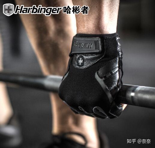 健身訓(xùn)練手套_健身手套_手套健身訓(xùn)練圖片