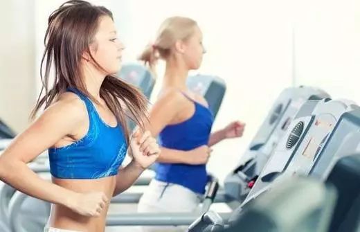 有氧運(yùn)動(dòng)好處分析_有氧運(yùn)動(dòng)與無氧運(yùn)動(dòng)區(qū)別_只做有氧運(yùn)動(dòng)會(huì)怎樣