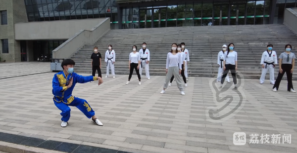 pg電子麻將胡了 擺酷！江蘇高?！洱埲方∩聿俑咝Ы鈮?，快操練起來